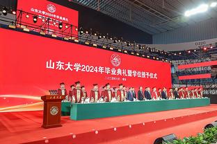 媒体人：申花魔鬼赛程完美收分，中国足球的重心再次转移到上海滩